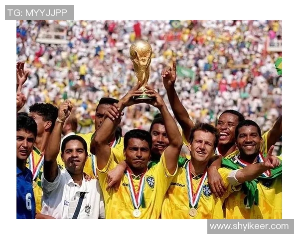 足球明星的辉煌历程与荣耀时刻展现了无尽的激情与梦想